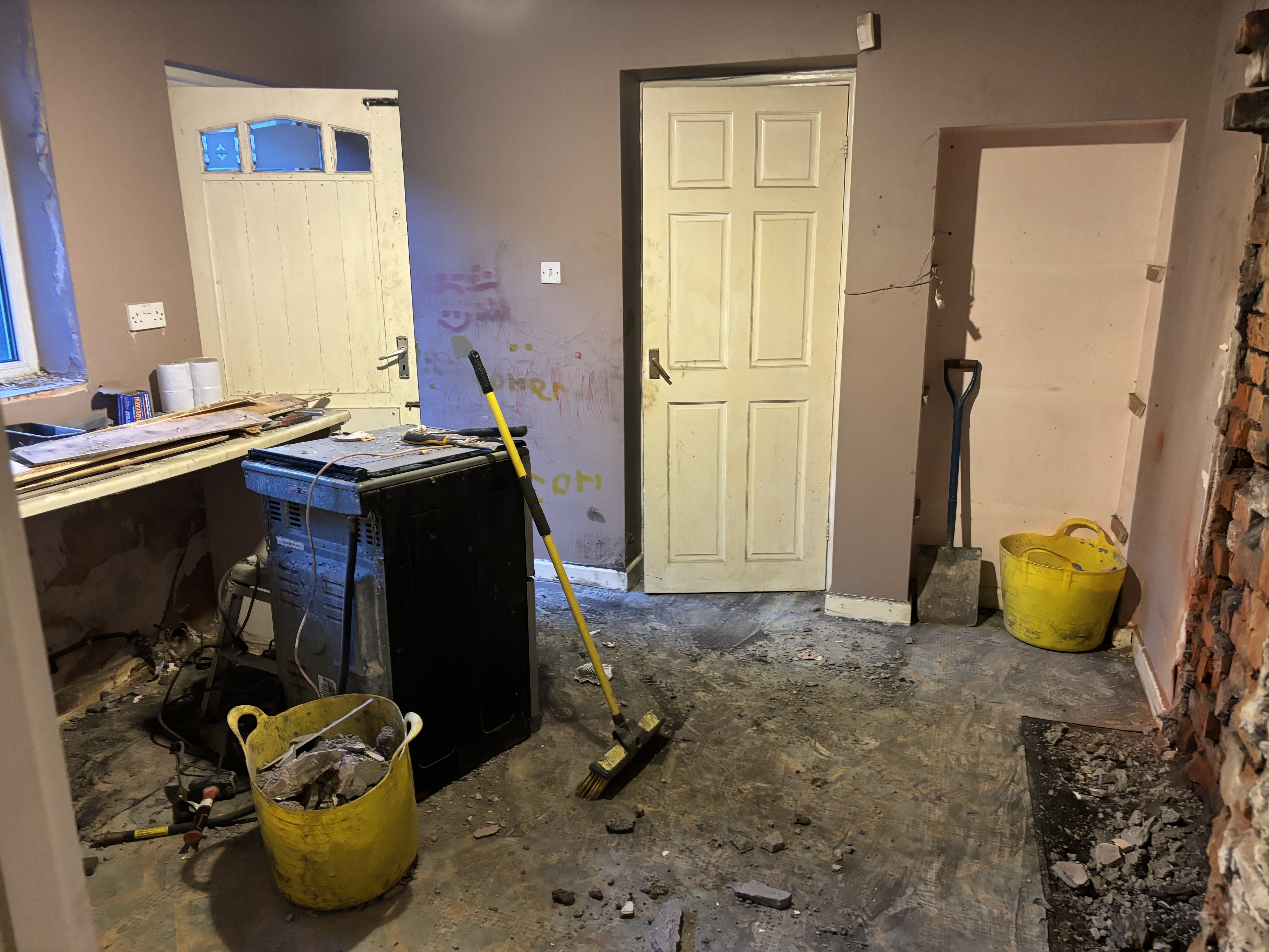 Llwyncelyn Cottages image