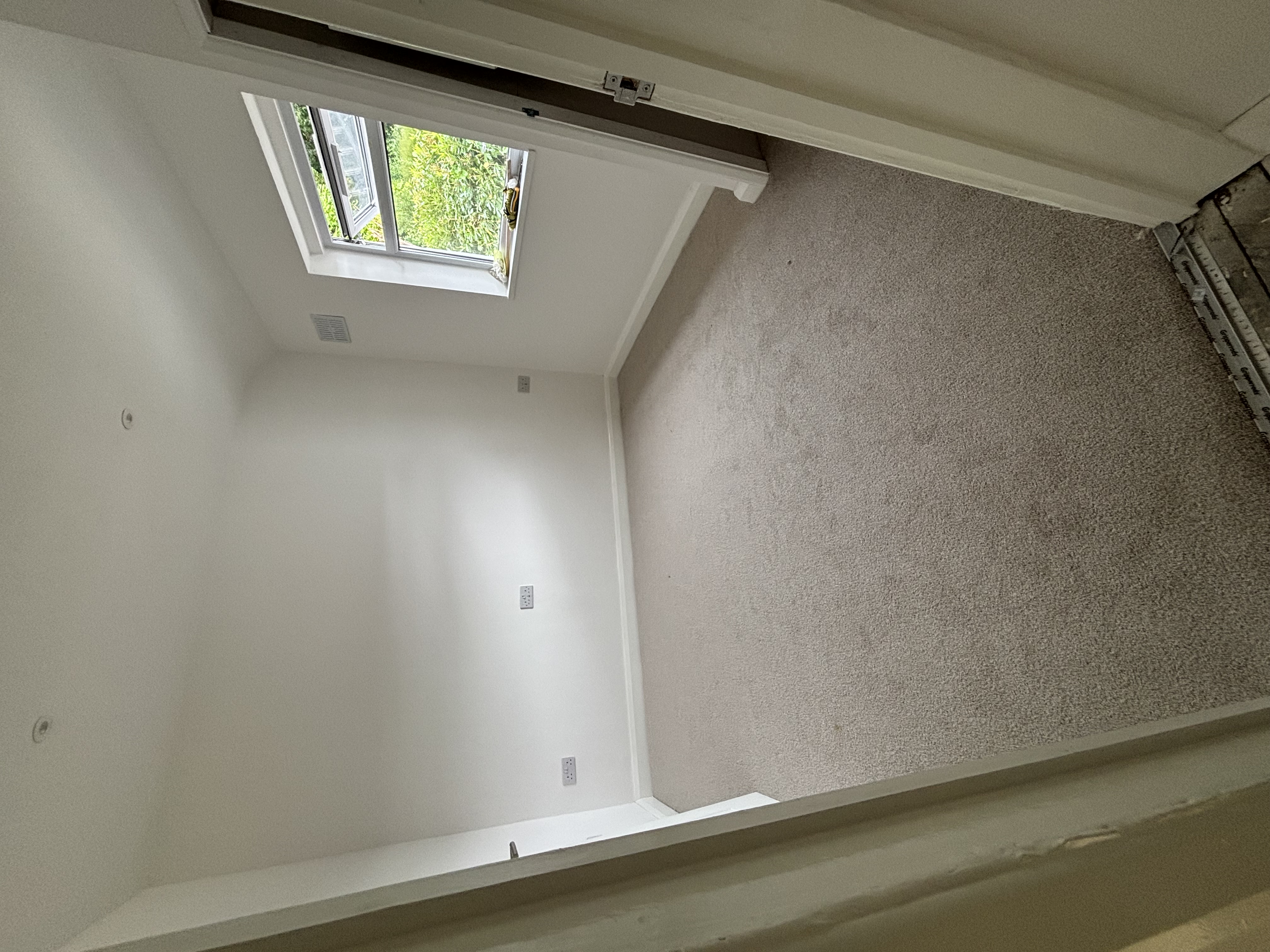 Llwyncelyn Cottages image